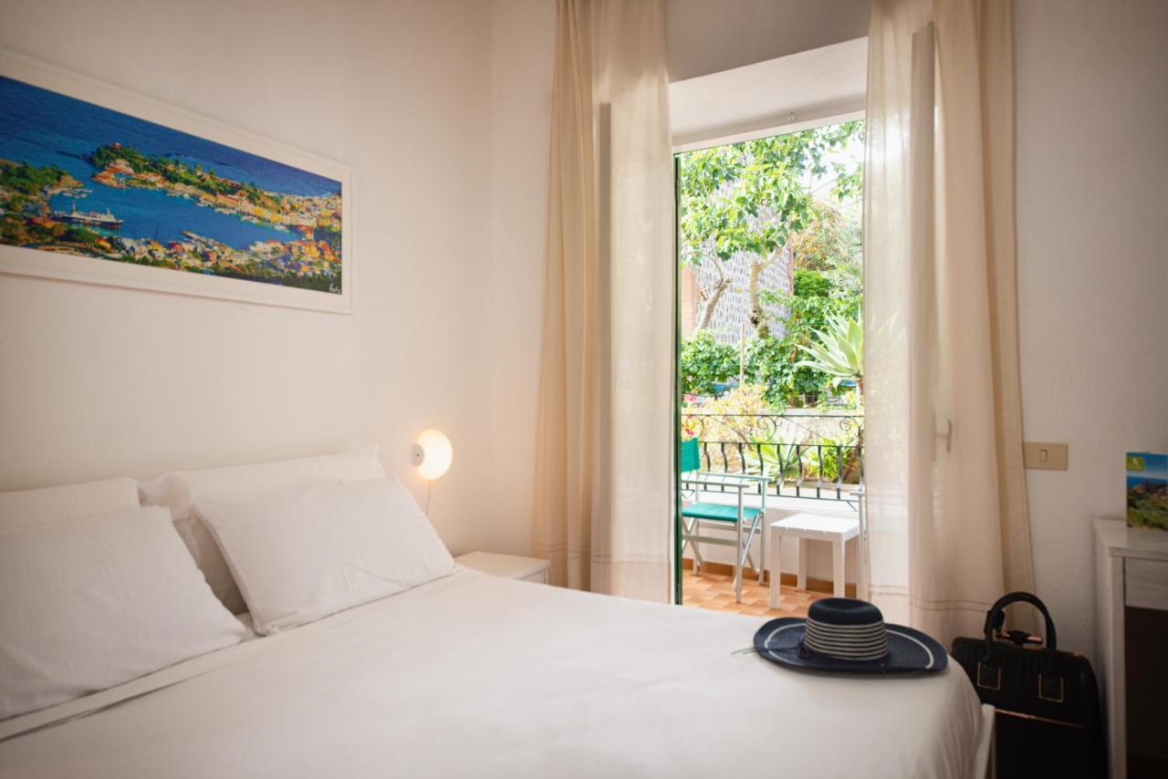 Villa Bina Sea Hotel Sant'Angelo  Dış mekan fotoğraf