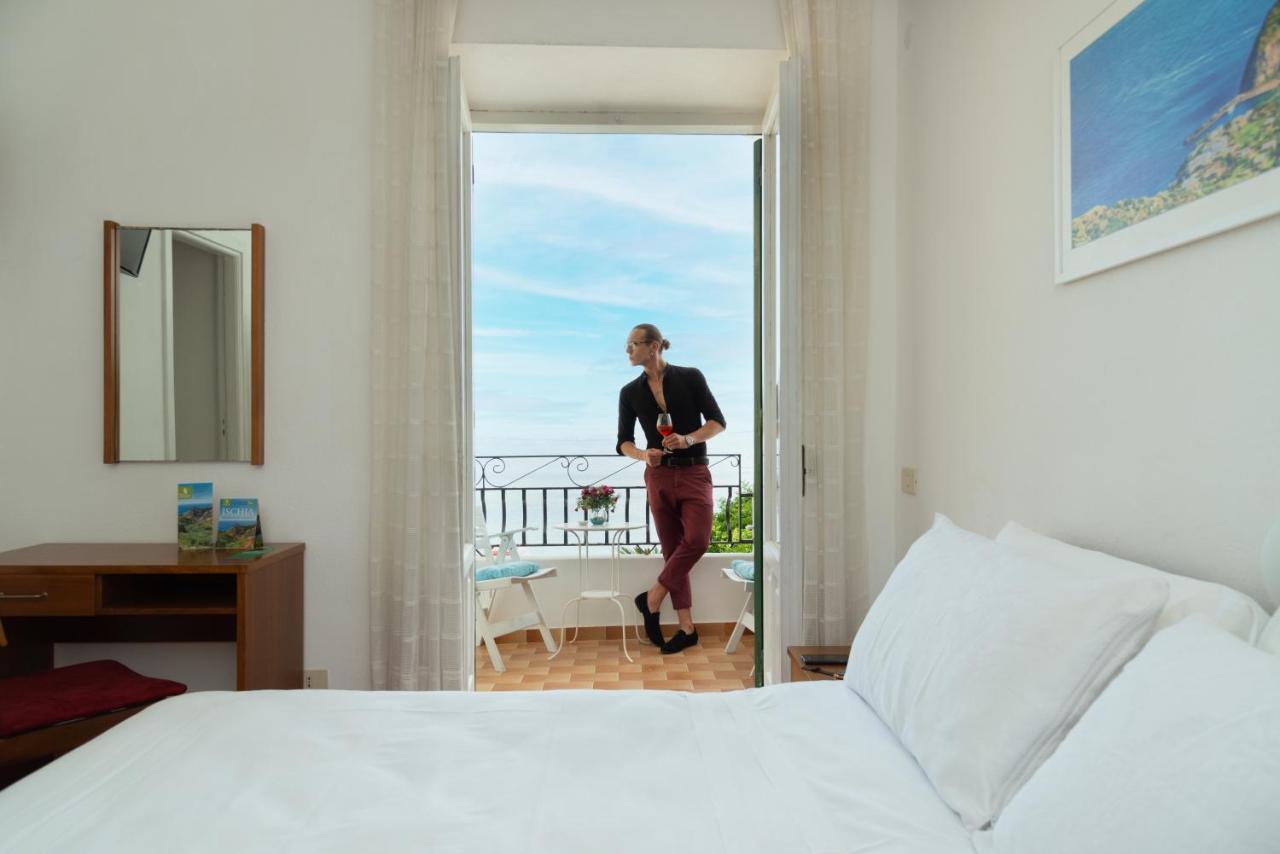 Villa Bina Sea Hotel Sant'Angelo  Dış mekan fotoğraf