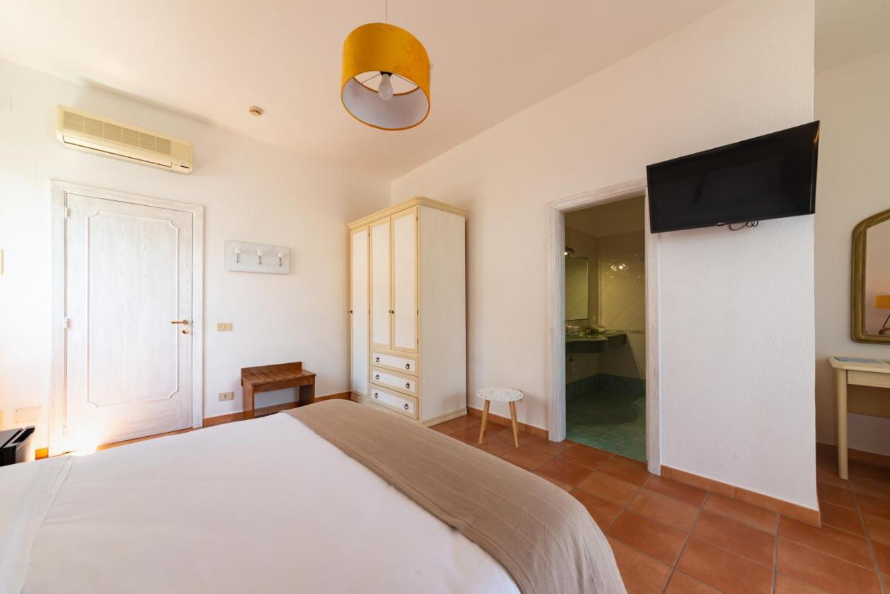 Villa Bina Sea Hotel Sant'Angelo  Dış mekan fotoğraf